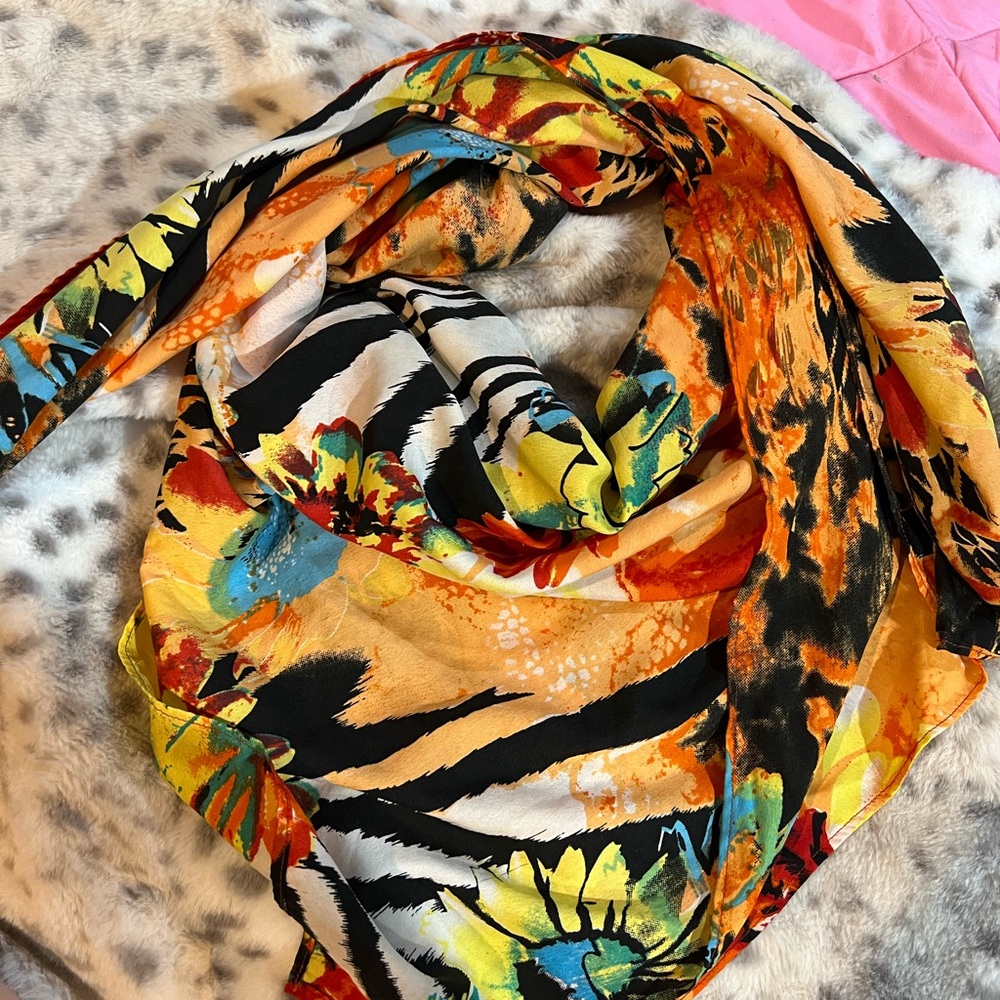 Hand Made Multicolored Scarft